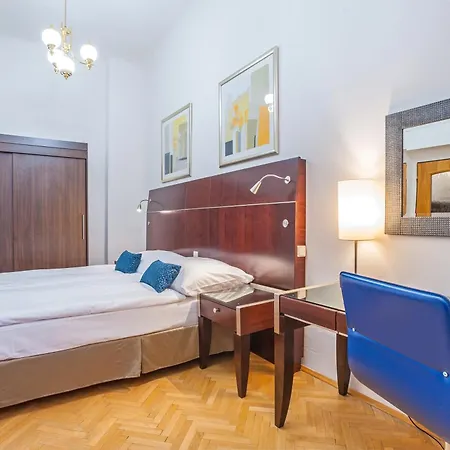 Metropol Hotel