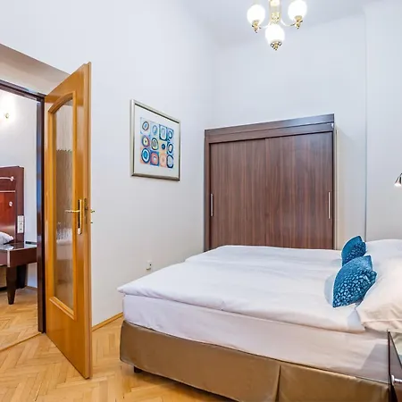 Metropol فندق 3*