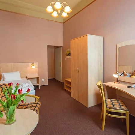 فندق Metropol Františkovy Lázně