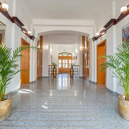 Metropol فندق Františkovy Lázně