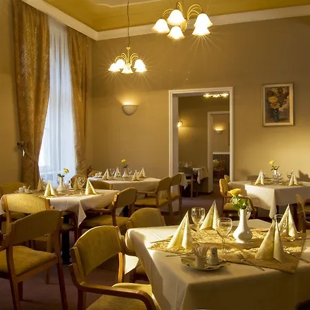 Metropol فندق 3*