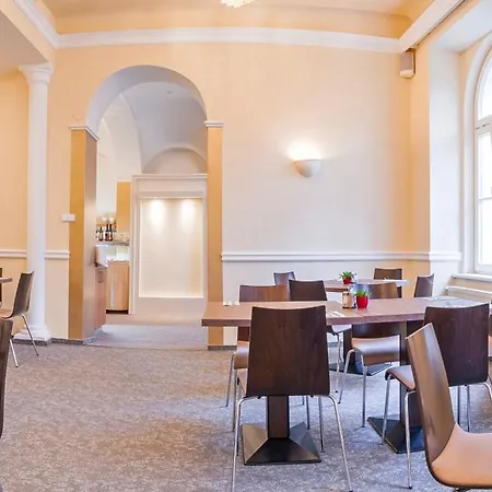 Metropol فندق Františkovy Lázně