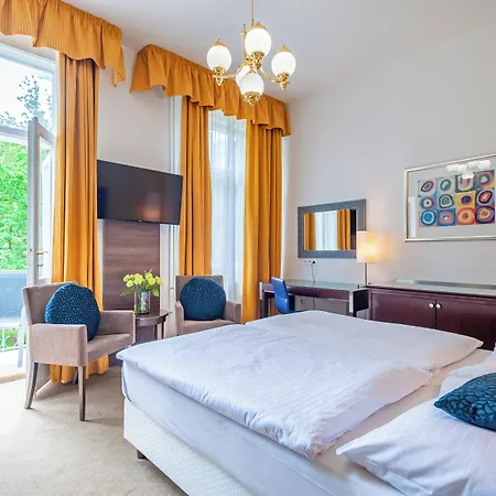 Metropol Hotel 3*