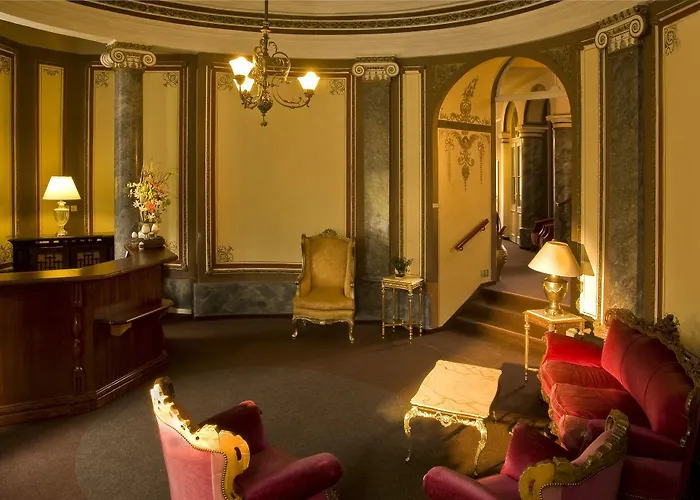 Metropol Hotel